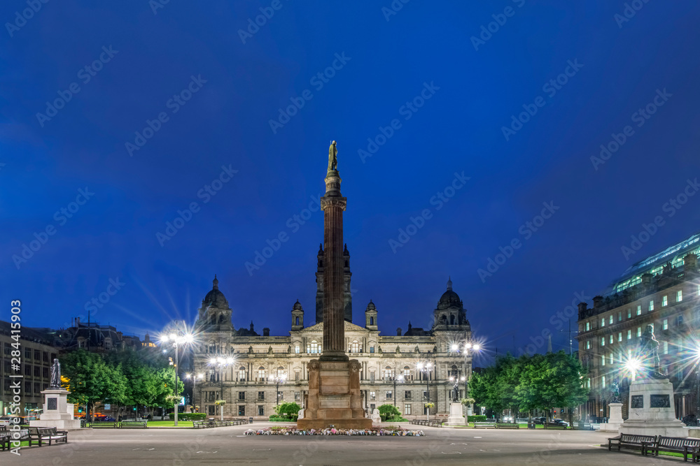 UK, Scotland, Glasgow, George Square at Dawn, the main square in central Glasgow named after King George III and originally laid out in 1781