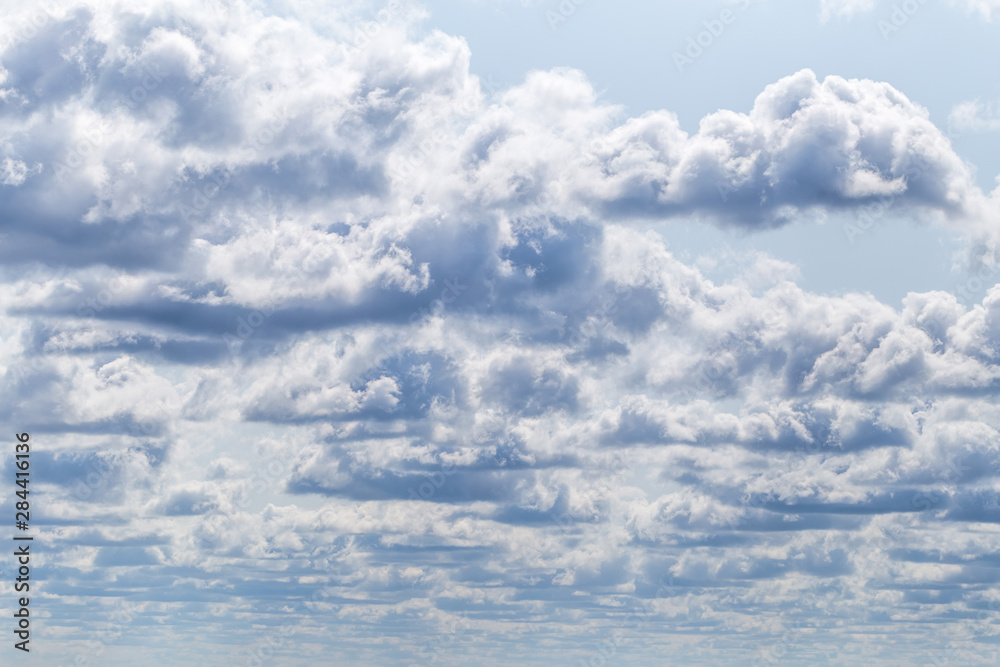 Obraz premium Curly clouds sky