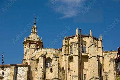 Spain, Guipuzcoa coast, Hondarribia (aka Fuenterrabia). Church of Santa MarÌa de la AsunciÛn, 15th century Gothic. © Cindy Miller Hopkins/Danita Delimont