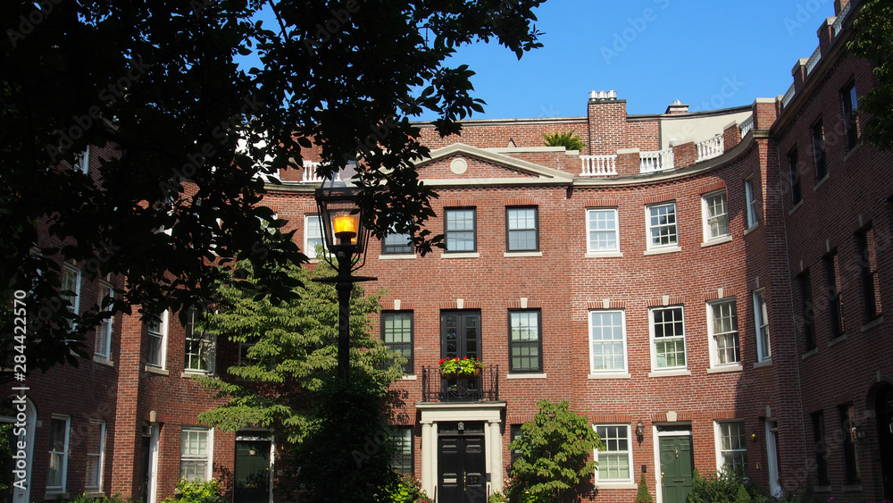 Naklejka premium Boston, USA: Altbau Fassaden in Beacon Hill