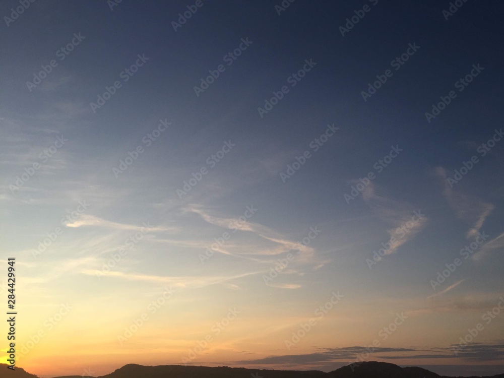 Obraz premium sunset over the sea