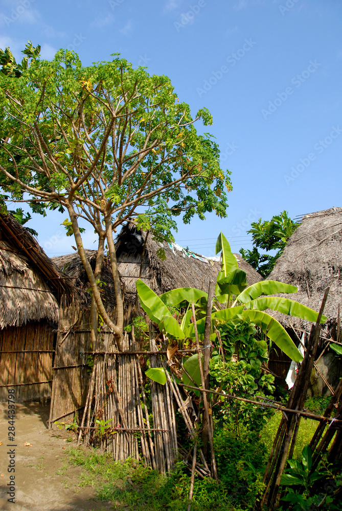 Central America, Panama, San Blas Islands (aka Kuna Yala). Typical Kuna Indian home on San Blas Islands.