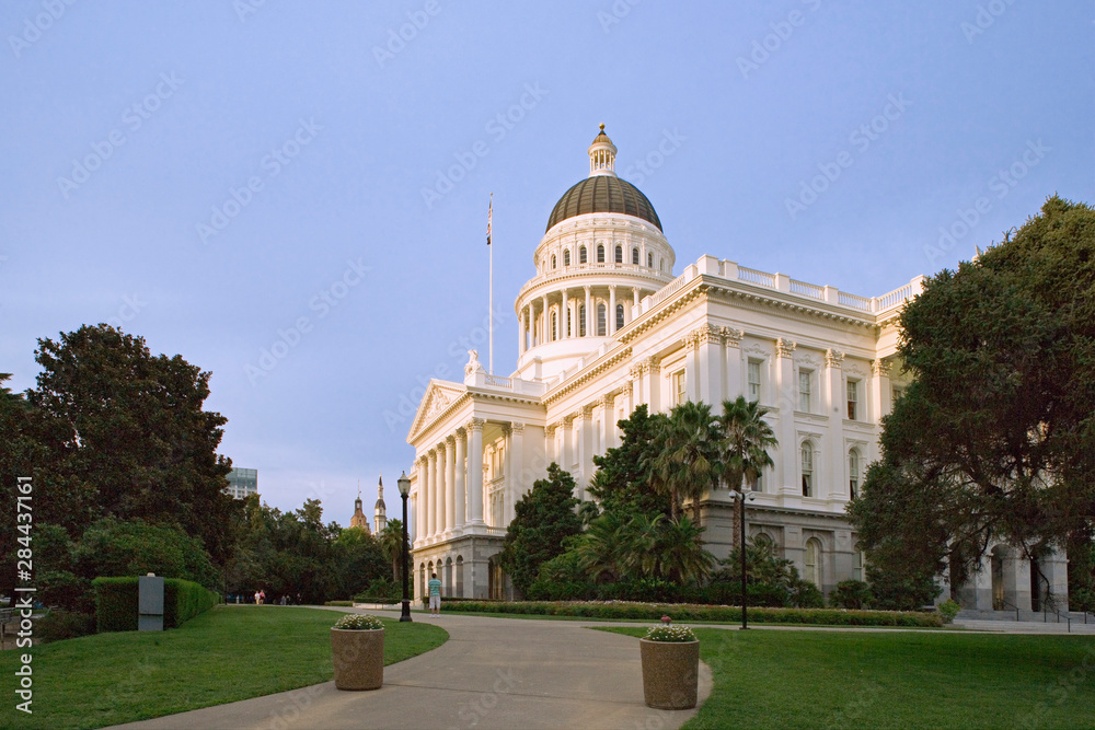 USA, California, Sacramento. Exterior view of state Capitol Building. 