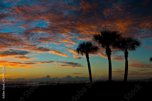 USA, Florida, Sarasota, Siesta Key, Seascape at Sunset