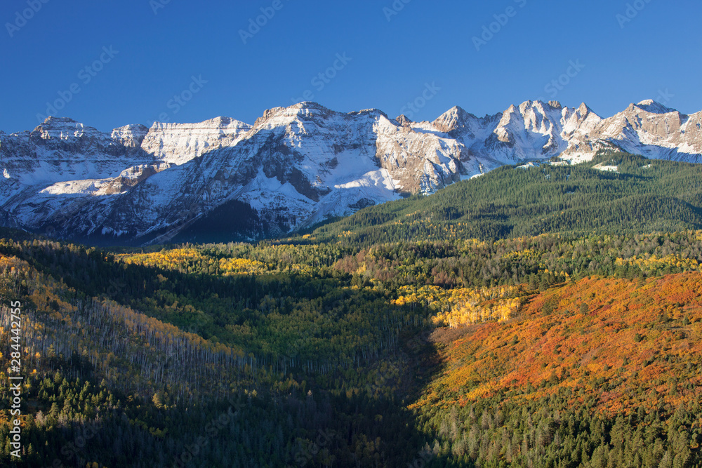 USA, Colorado, San Juan Mountains. Mountain and valley landscape at sunrise. 
