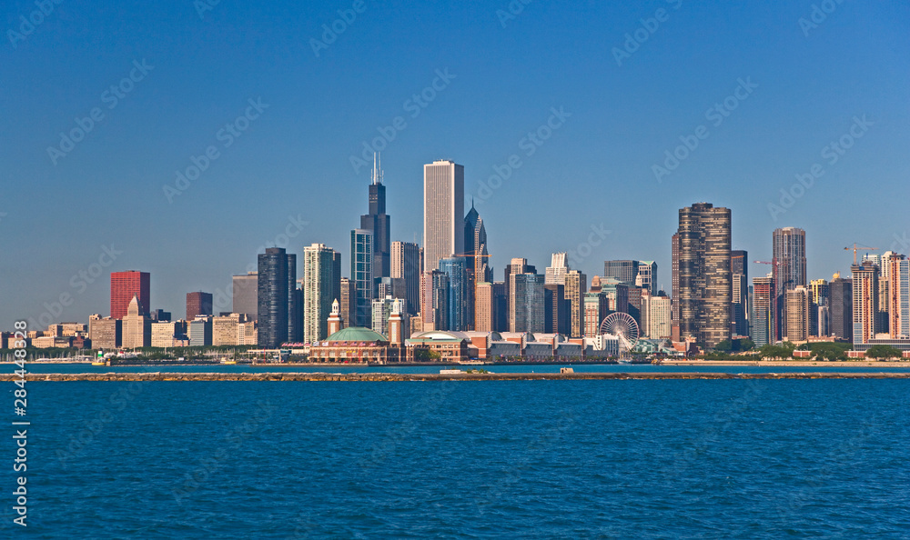 Fototapeta premium A view of Chicago Skyline from Chicago Harbor.
