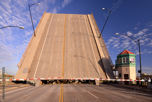 USA, Oregon, Portland. Burnside Bridge lift over Willamette River. 