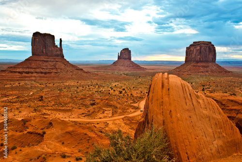 USA  Utah  Gouldings  Navajo Tribal Park  Monument Valley  The Mittens and Merrick Butte from Lookout Point