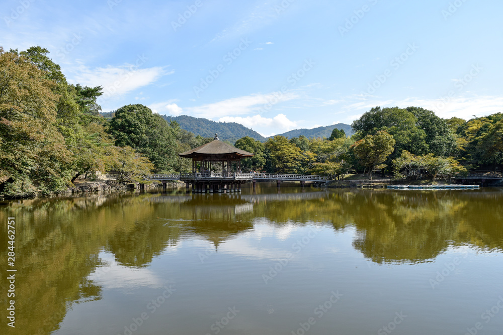 奈良公園　浮見堂