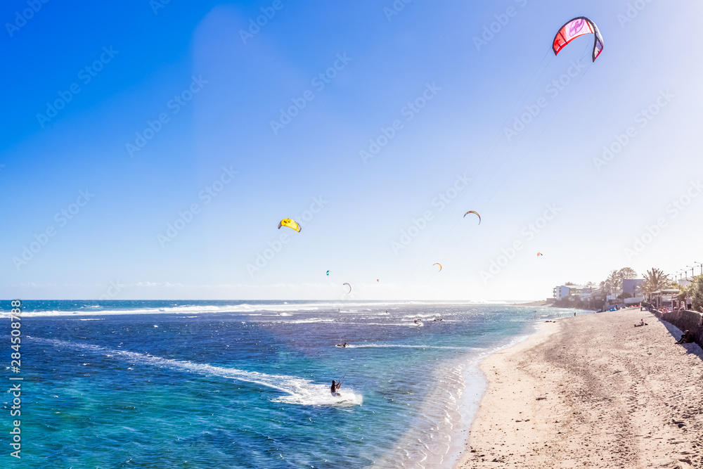 kite surfing in the sea, Saint-Pierre, Réunion Island kite surfing in the sea, Saint-Pierre, Réunion Island