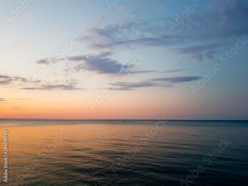 po zachodzie słońca nad morzem © michalsen