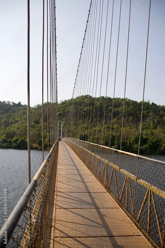 Obraz premium bridge over river