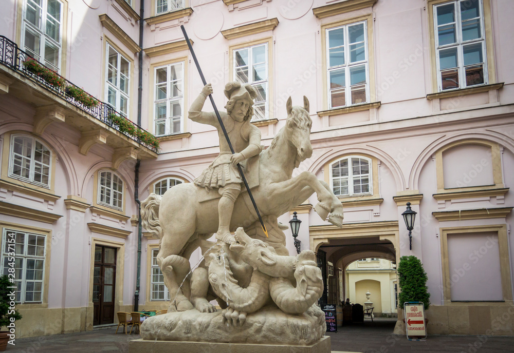 Fototapeta premium Saint George and the Dragon Fountain