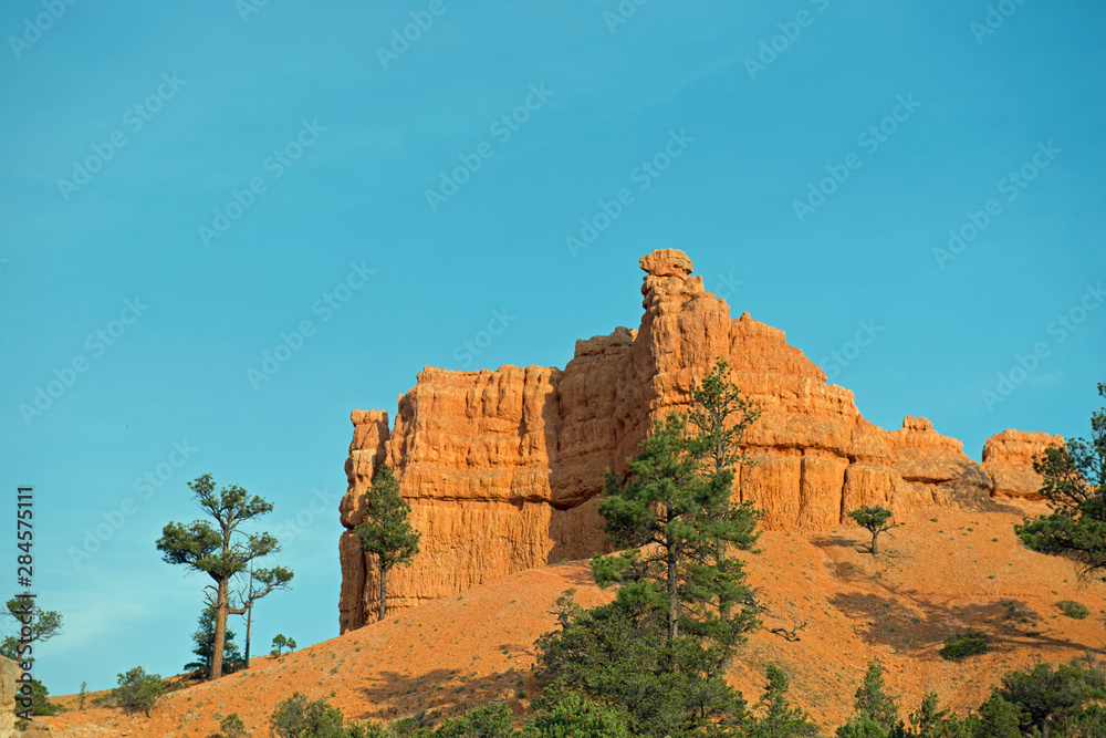Bryce Canyon single rock