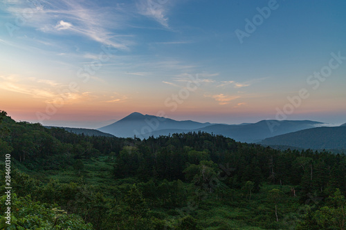 Hachimantai in the early summer morning © HIROSHI FUJITA