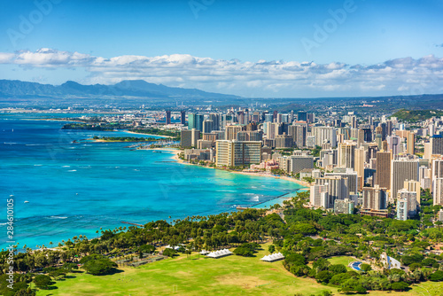 Fototapeta Naklejka Na Ścianę i Meble -  Honolulu city view from Diamond Head lookout, Waikiki beach landscape background. Hawaii travel.