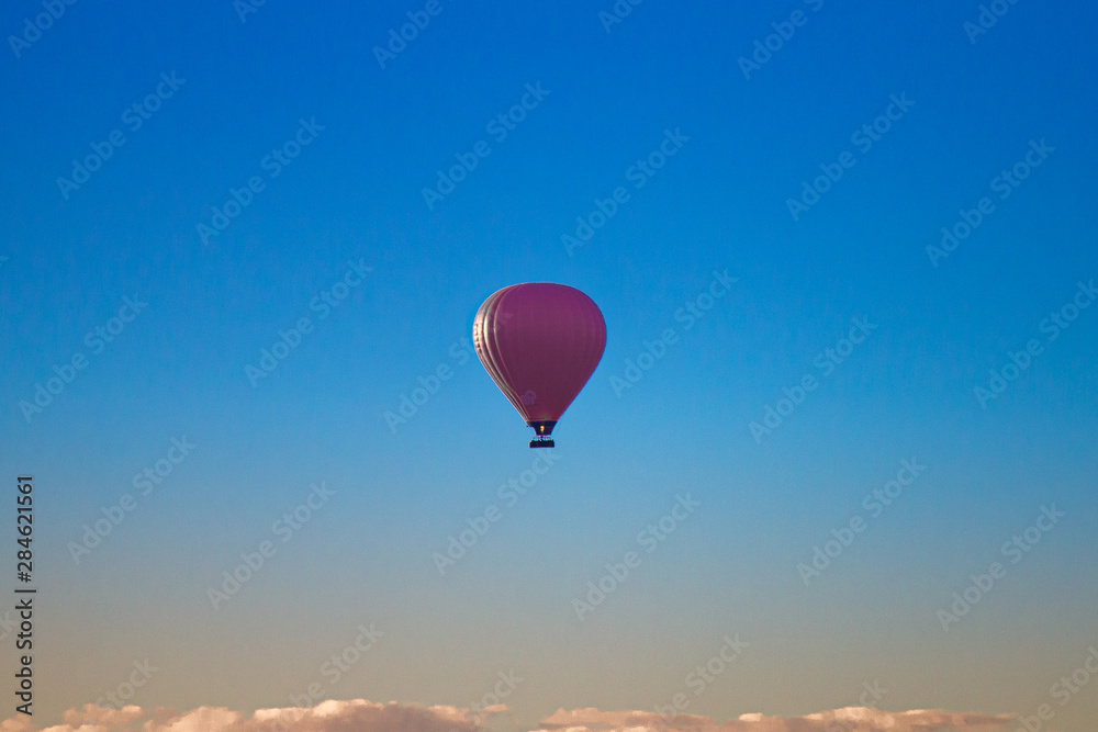 Fototapeta Red in blue