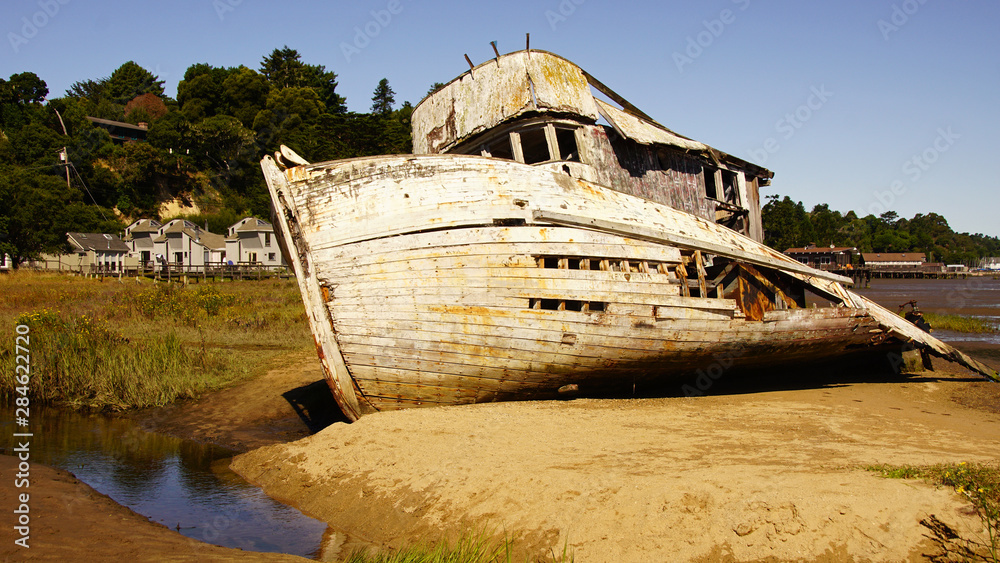 Shipswreck Shipswreck