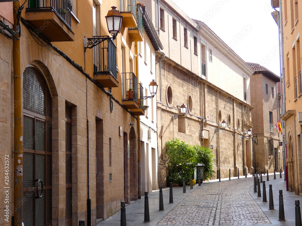 Centro de la ciudad de Logroño, España. Casco antiguo de la ciudad, zonas peatonales.