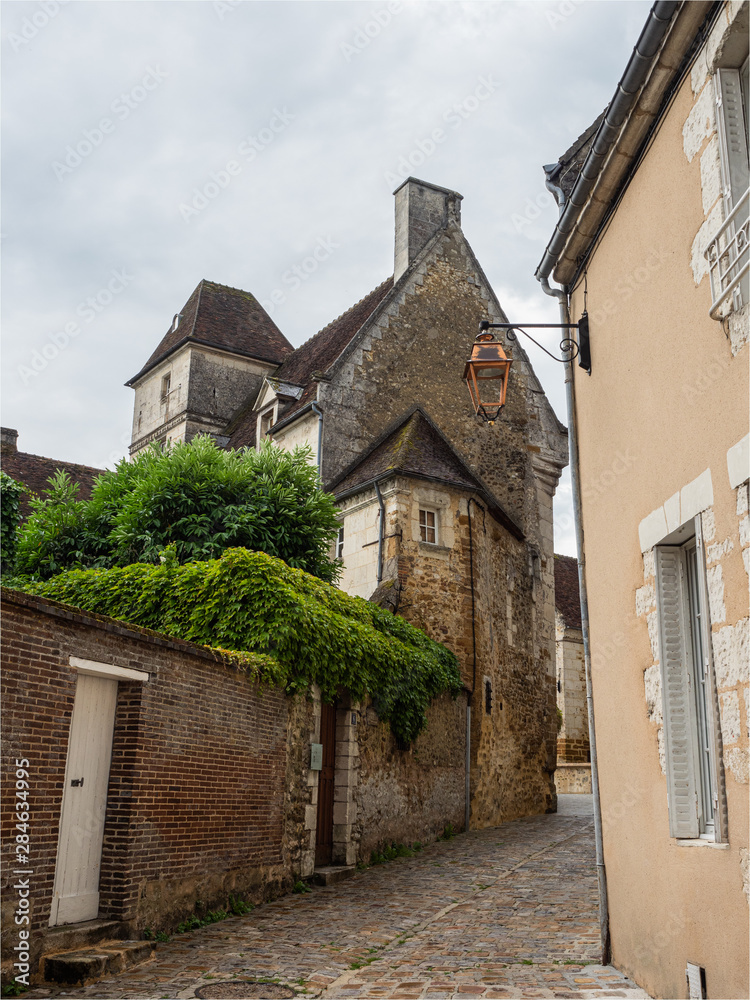 Naklejka premium vieilles maisons de Mortagne-au-Perche dans l'Orne en France