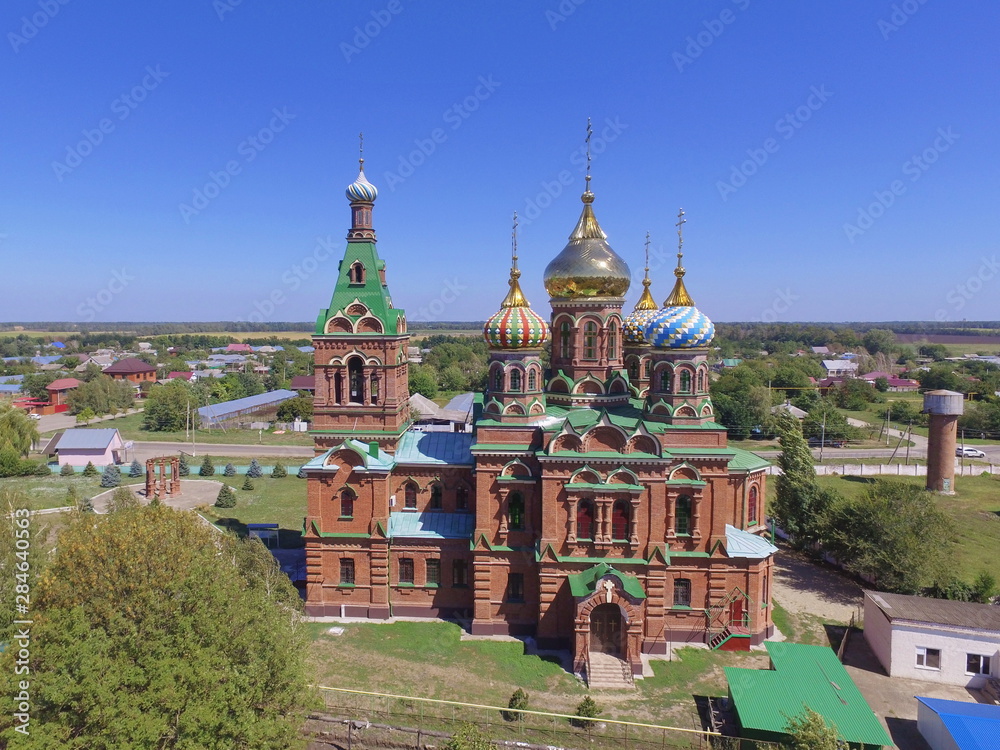 Obraz premium Trinity Church of life in Platnirovskaya, Krasnodar region, Russia
