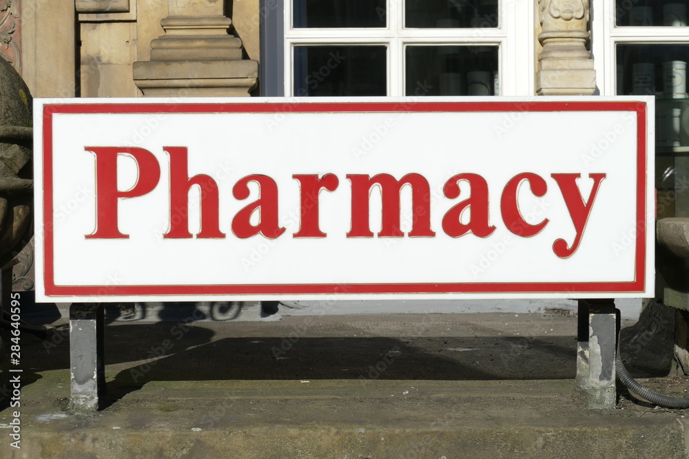 Obraz premium Schriftzug Pharmacy, Apotheke, Apothekenschild, Deutschland, Europa