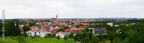 Regensburg, Deutschland: Panorama über die Stadt