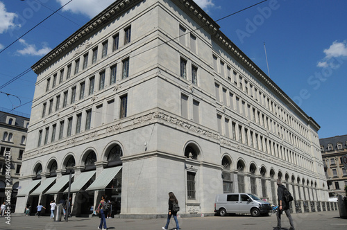 Zürich City: The Swiss National Bank Building at Bürkliplatz photo