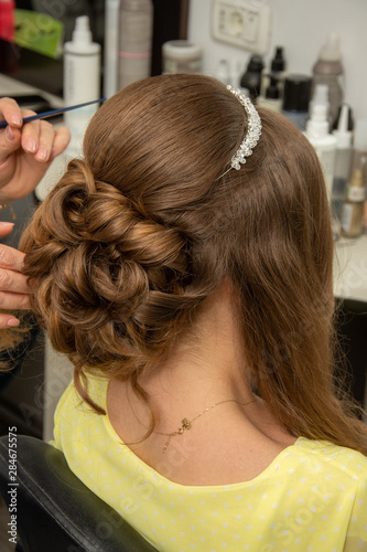 the bride at the hairdresser,Beautiful Hairstyles for wedding/party |,Simple Hairstyles |