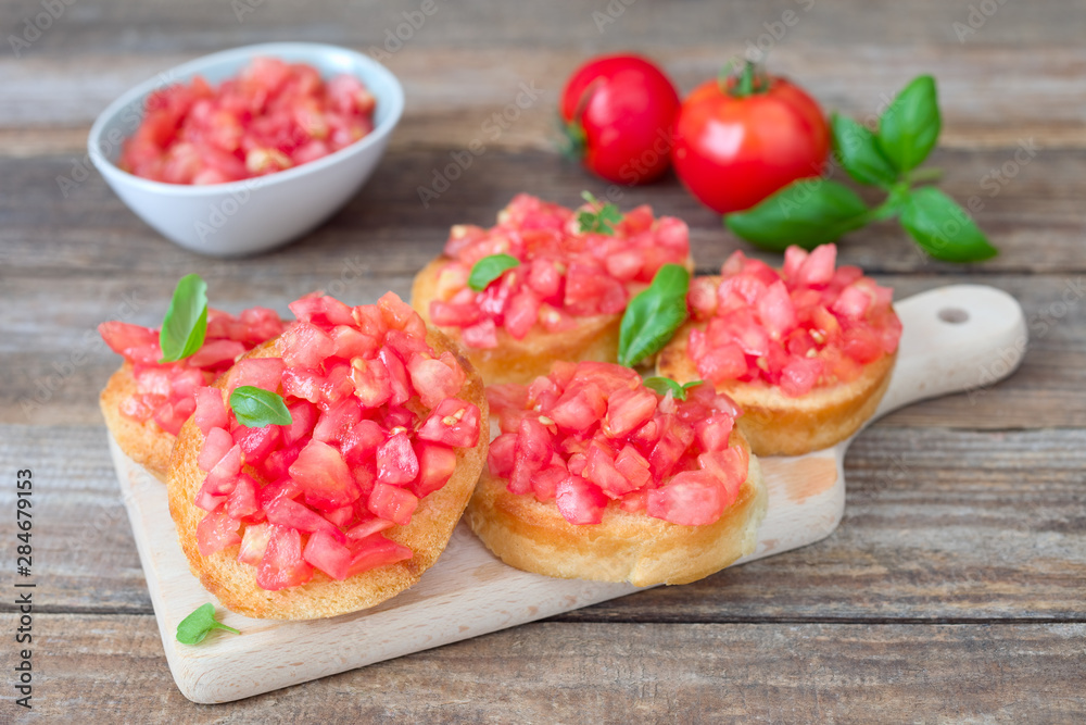 Tomatten- Bruschetta Tomatten- Bruschetta