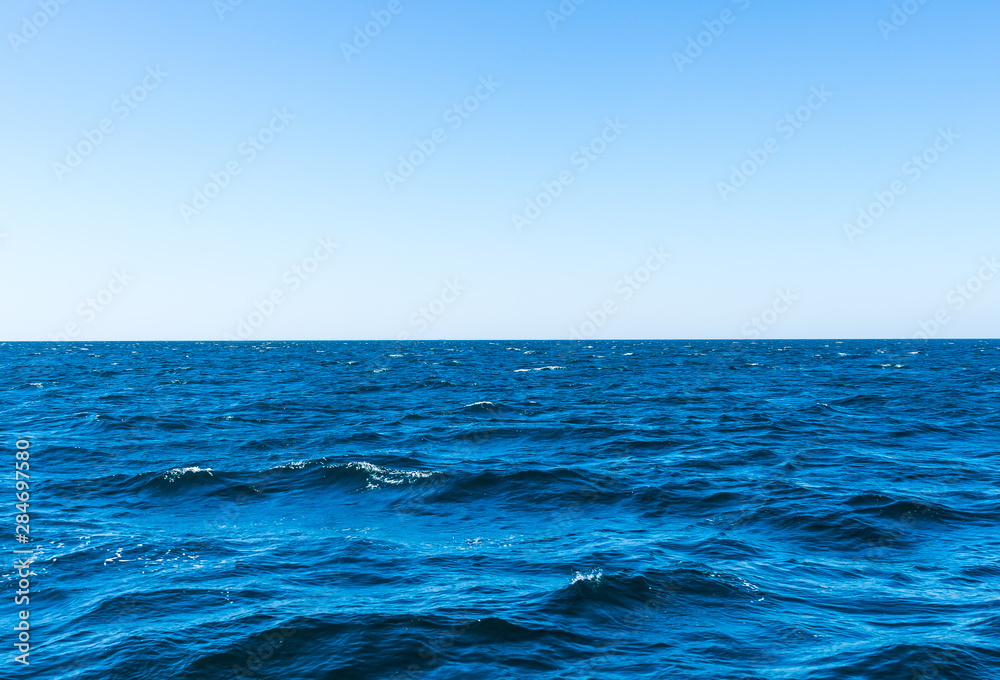 Obraz premium Sea Waves of Istanbul Bosphorus with Good Blue Water