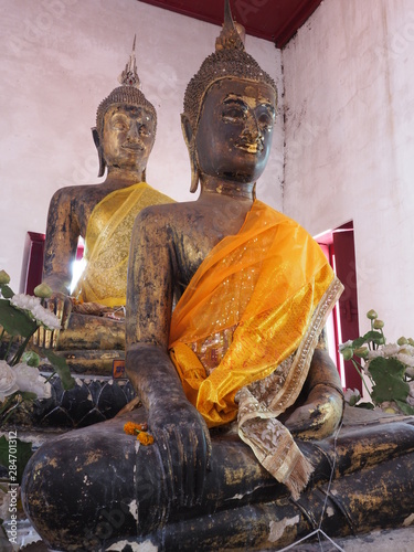 Old Buddha statue