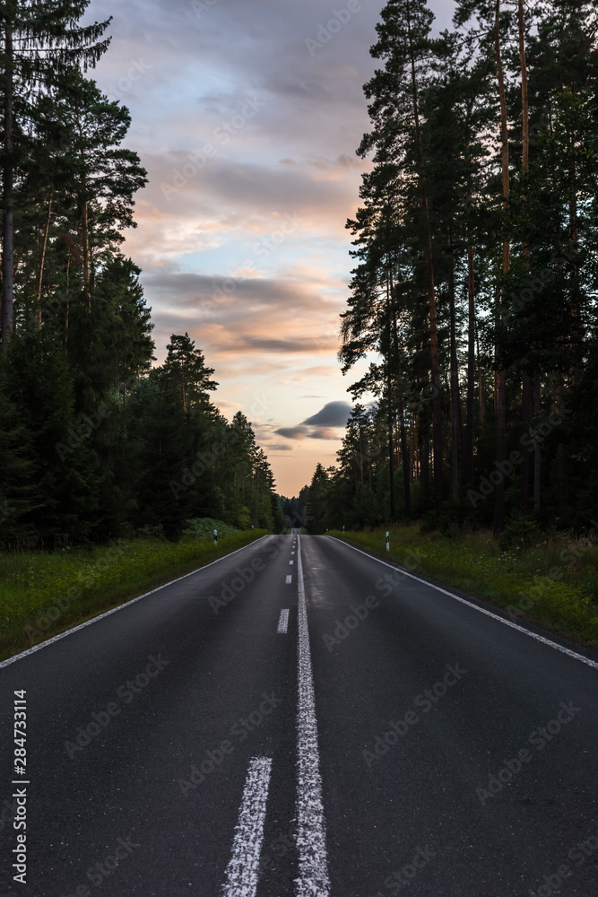 Fototapeta premium The way over the hilly country road