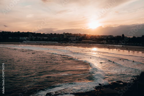 Tableau sur toile Warm sunset over Bondi Beach on a cold winter afternoon.