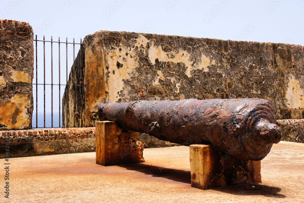 canon and canon balls in ancient fort 