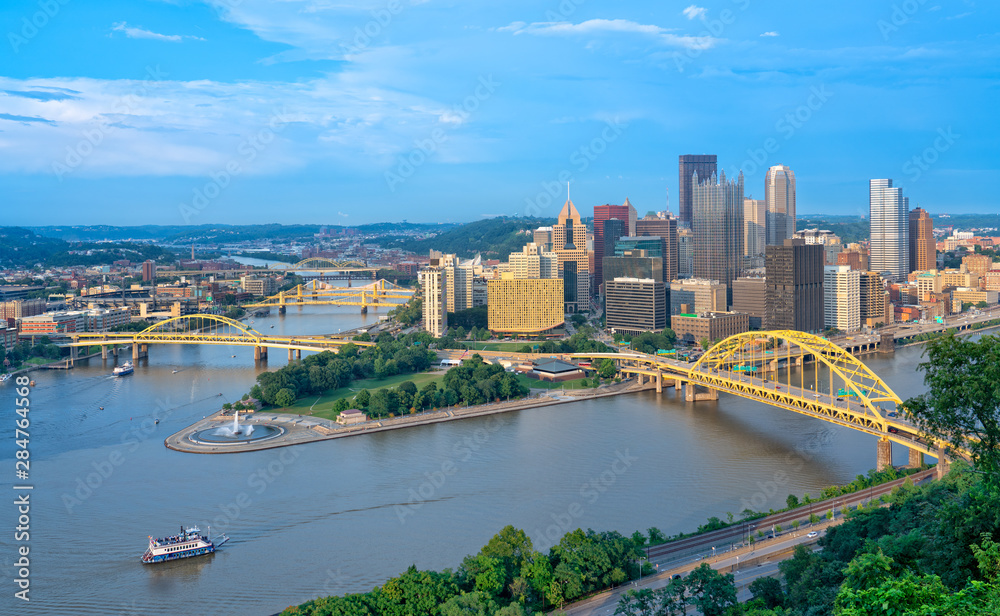 Cityscape of Pittsburgh with two rivers