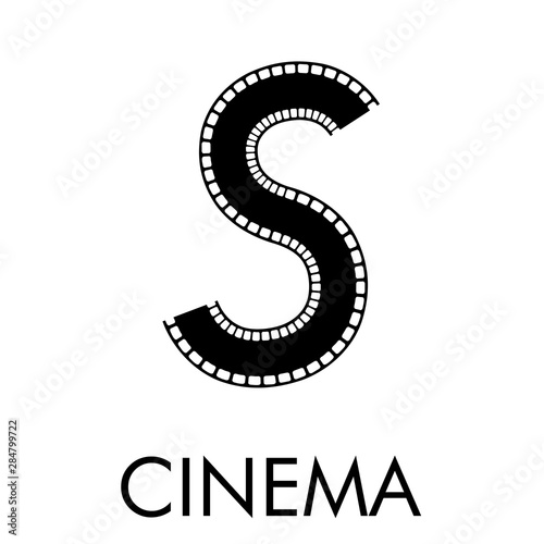 Logotipo con texto CINEMA con letra S como tira de película en color negro