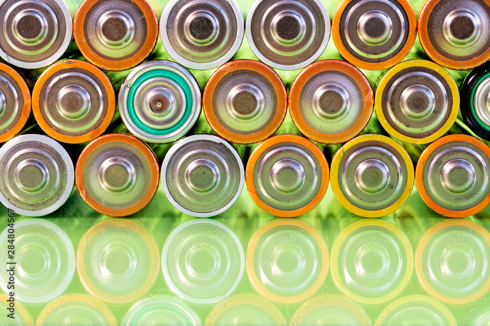 Multiple AA batteries Multiple AA batteries