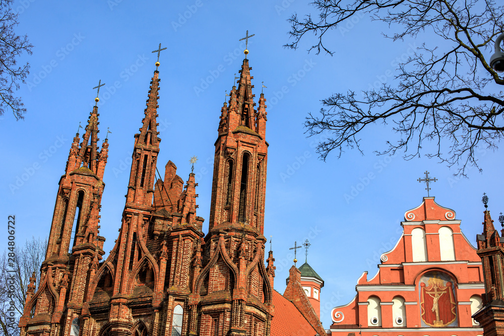Obraz premium St. Anne's Church and Church of St. Francis and Bernadine