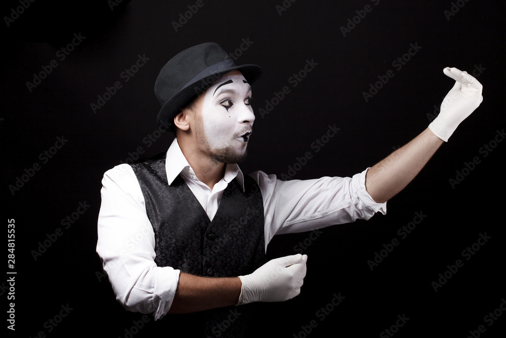 mime shows theatrical emotions mime shows theatrical emotions