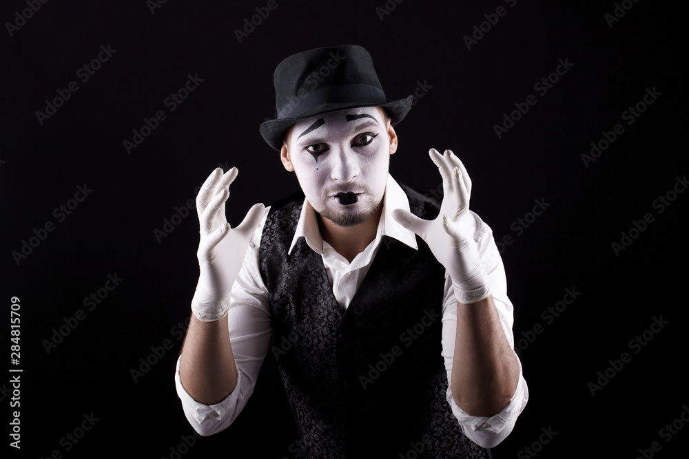 mime shows theatrical emotions mime shows theatrical emotions