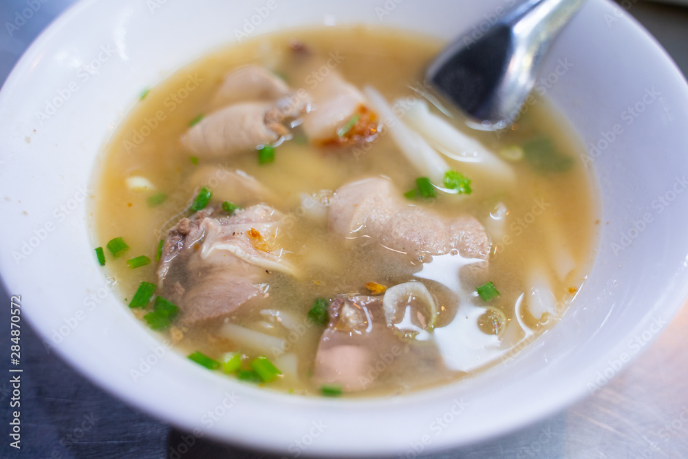 chinese noodle soup with pork offal