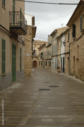 Die Altstadt von Alcúdia, Mallorca, Balearen, Spanien © dina