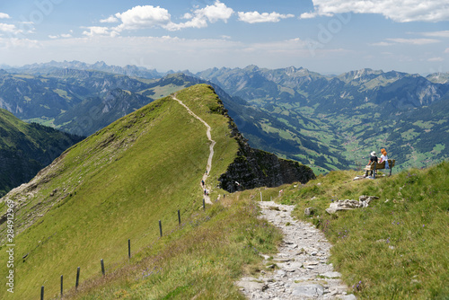 Niesen et les alpes Bernoises