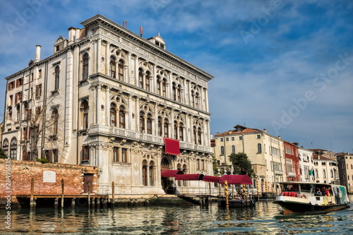 Obraz na płótnie palazzo vendramin calergi am canal grande in venedig, italien w salonie