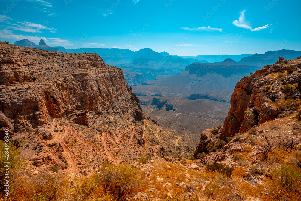 The zigzag of the South Kaibab Trailhead trekking descent. Grand Canyon, Arizona