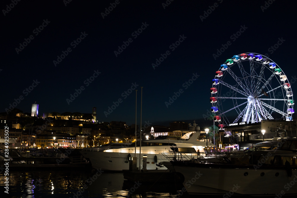 Fototapeta ferris wheel at night
