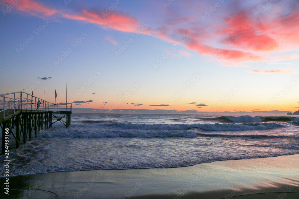 Naklejka premium sunset over the sea, alanya
