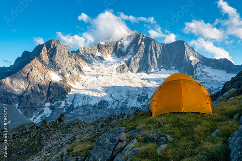Hiking tent in the italian alps © Nikokvfrmoto