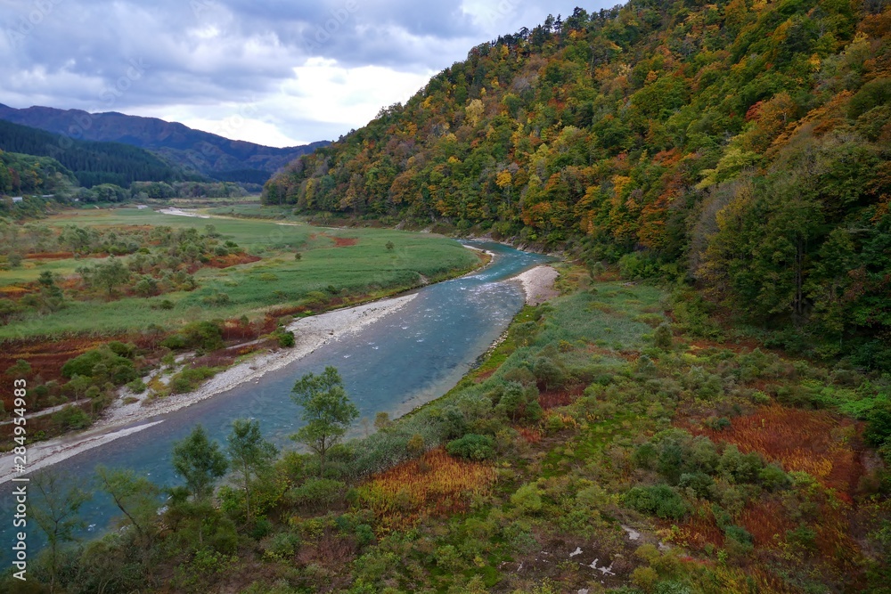 秋扇湖(鎧畑ダム湖)秋田県仙北市 秋扇湖(鎧畑ダム湖)秋田県仙北市